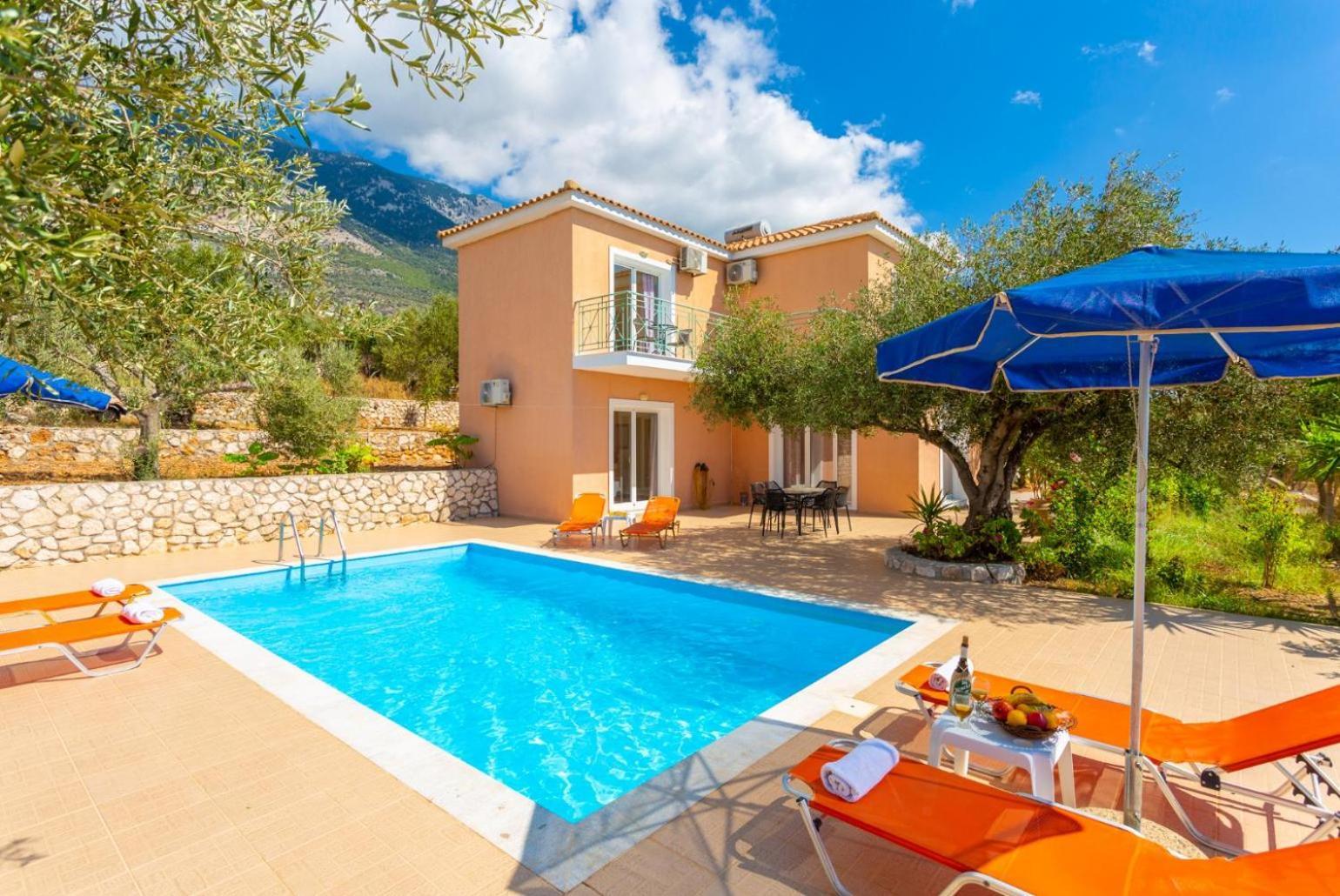 Villa Eri Lourdata  Ngoại thất bức ảnh