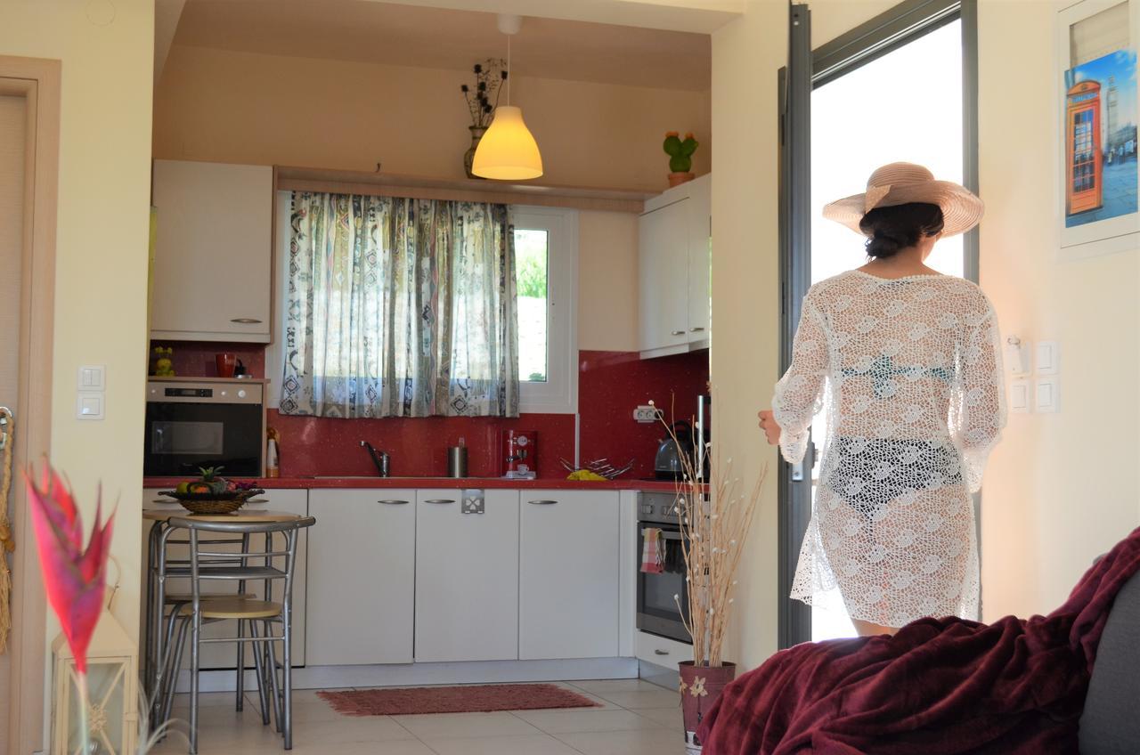 Villa Eri Lourdata  Ngoại thất bức ảnh